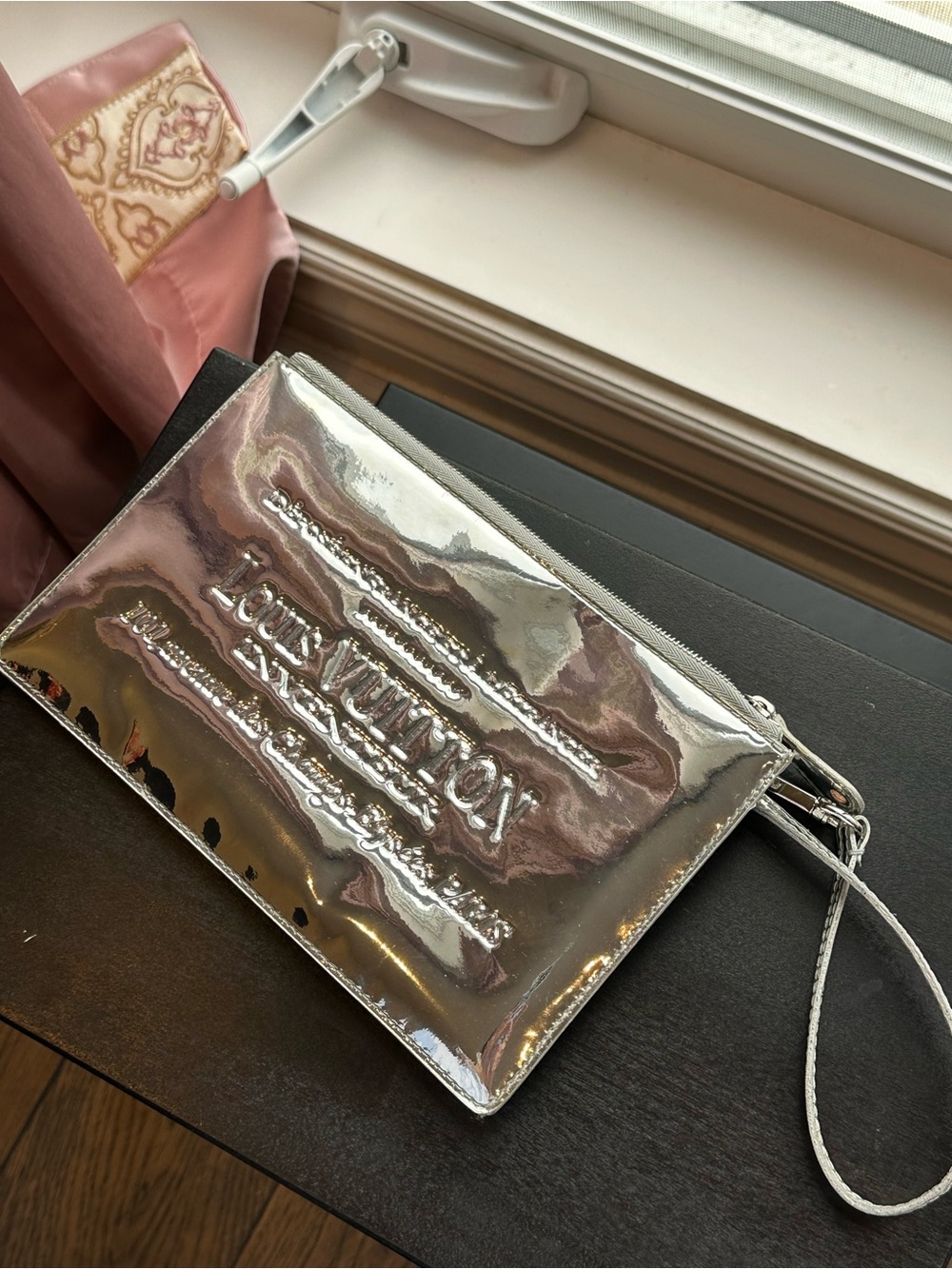 Louis Vuitton Miroir Inventeur Pochette Plat Wristlet Clutch